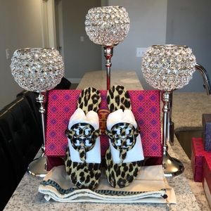 BNIB TORY BURCH MILLER PATENT LEATHER  SANDAL